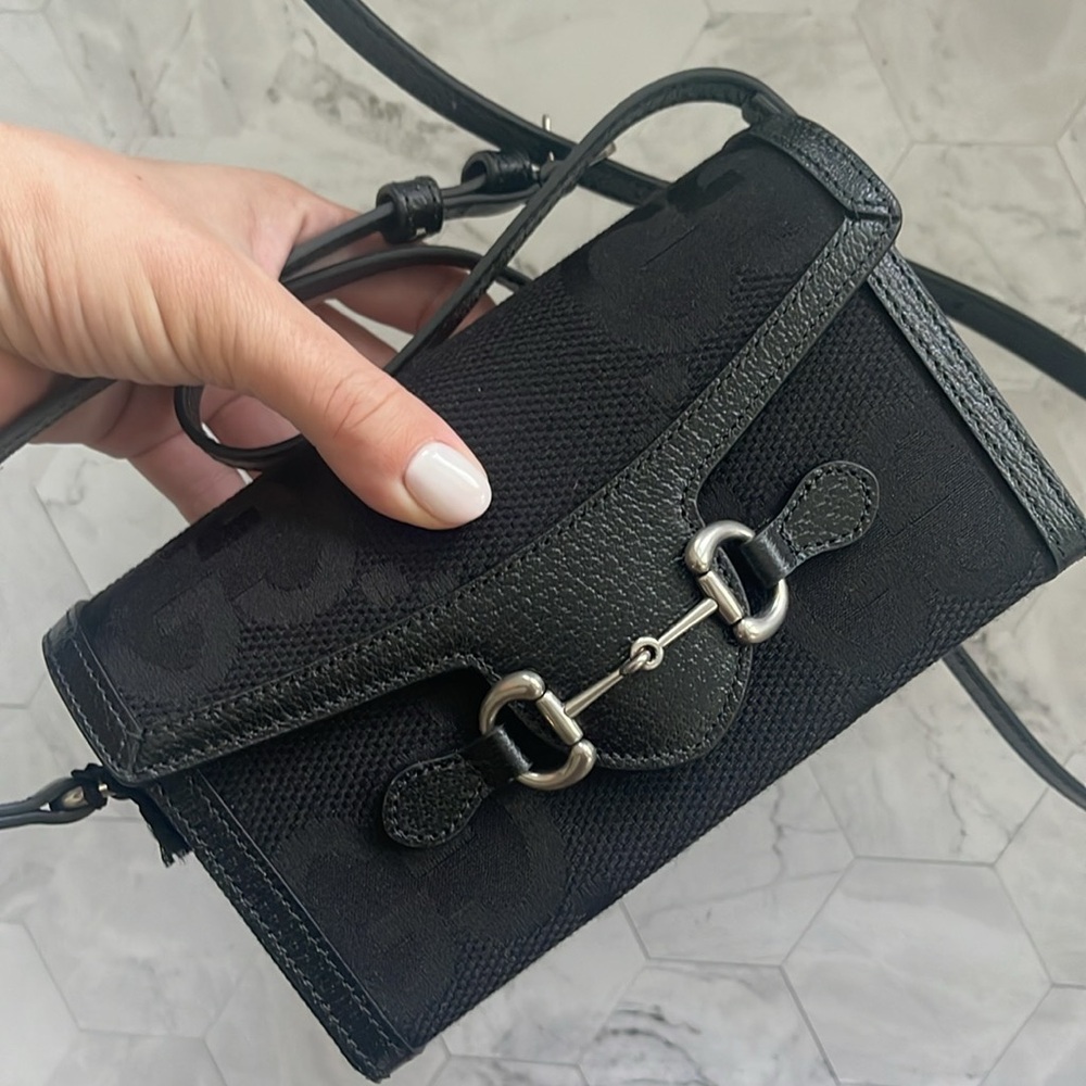 $2,595 GUCCI NEW Authentic Horsebit 1955 cloth crossbody bag Black Jumbo GG Logo
